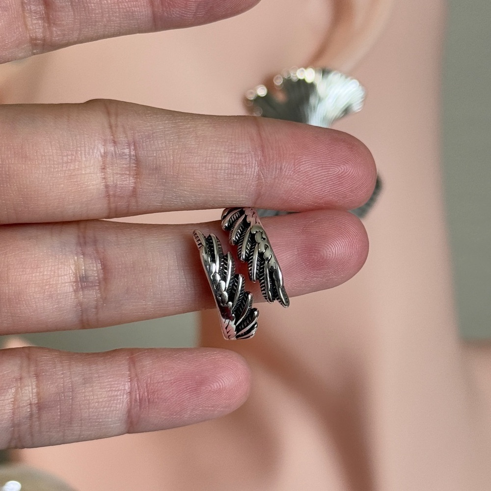 S925 Silver Feather Ring - Picture 3 of 6